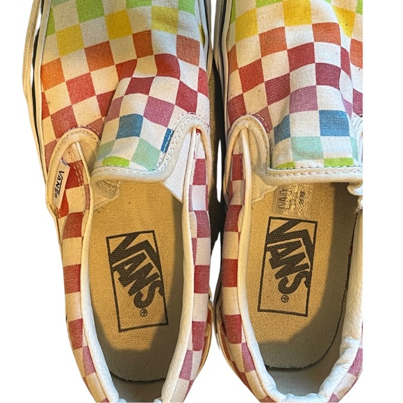 EUC Van’s Rainbow checkered slip on shoes - Picture 4 of 8